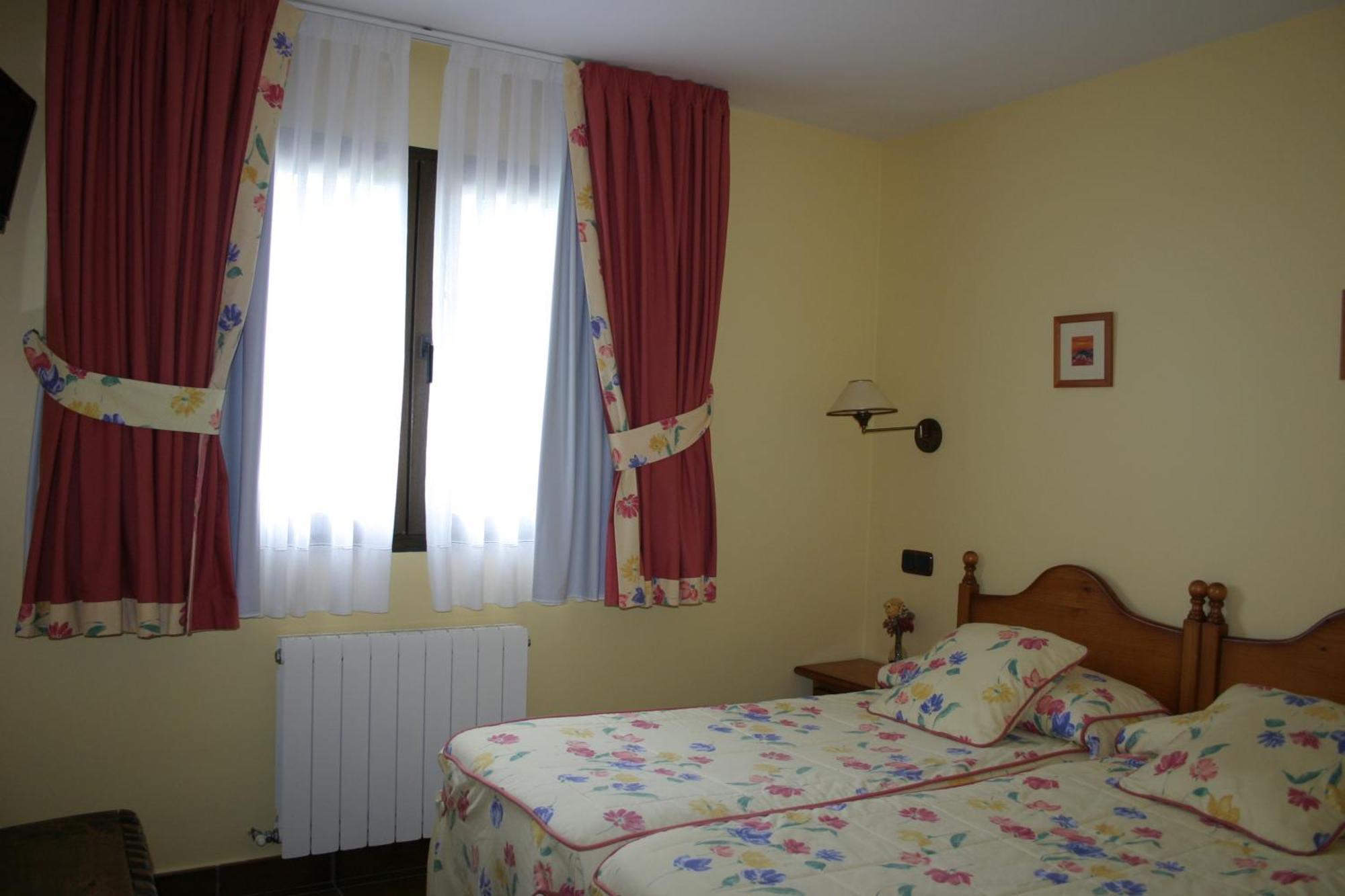 Somonte Hotell Quintes Exteriör bild